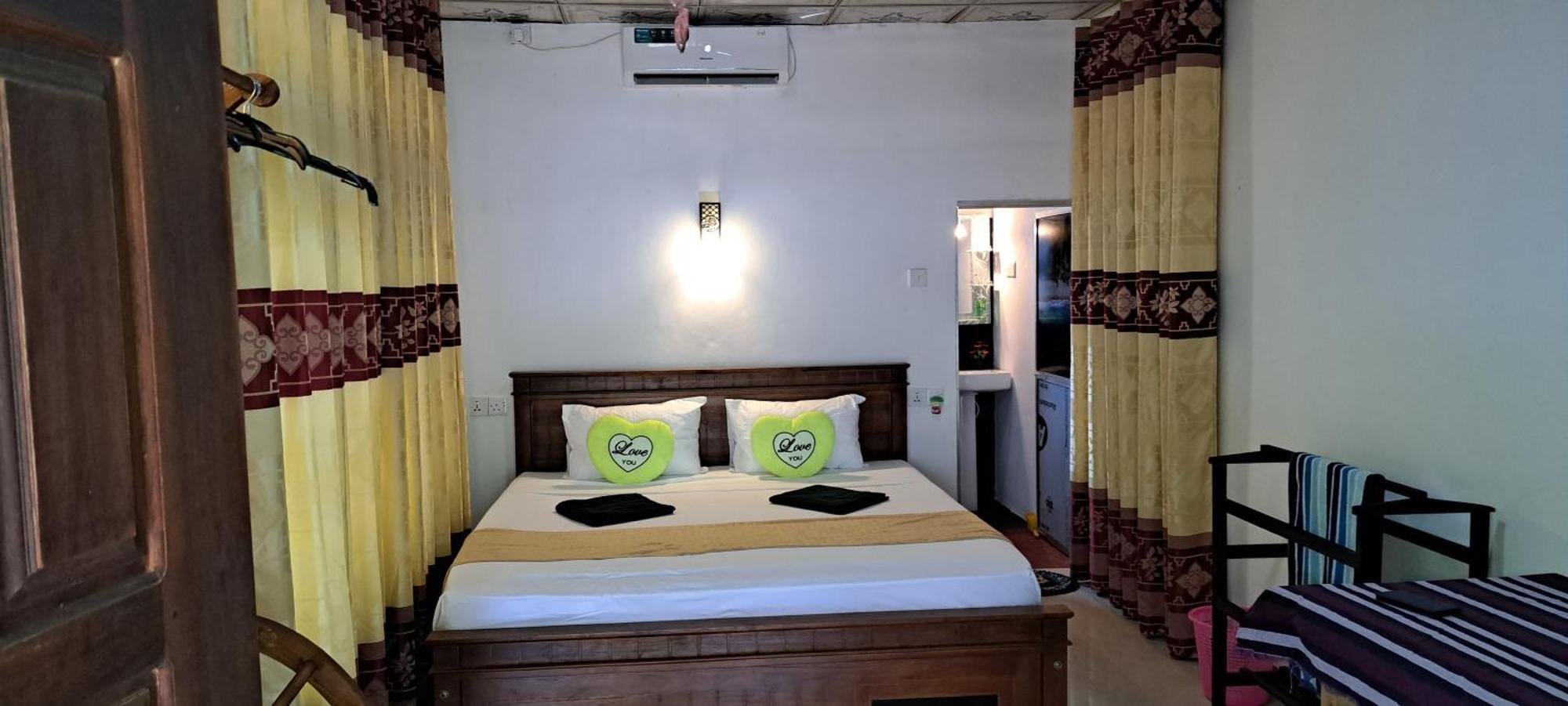 Kavidi Villa Home Stay Tangalle Habitación foto